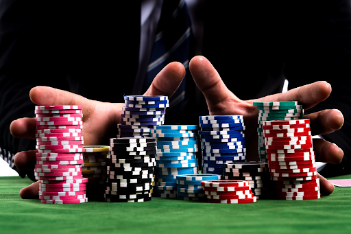 Các hình thức chơi bài thường xuất hiện khi chơi Poker Q99.